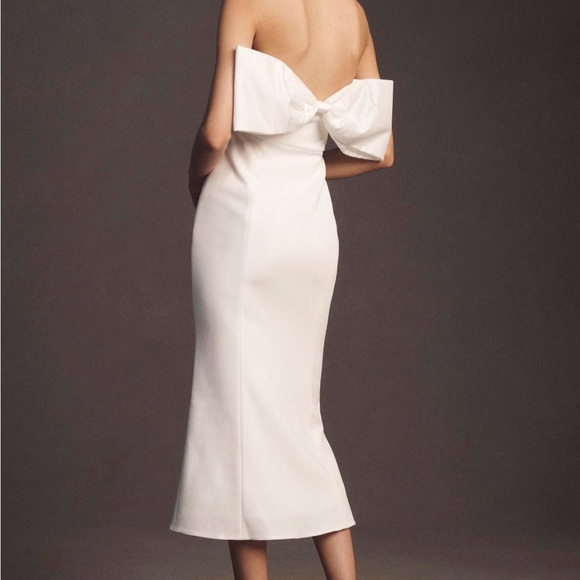 BHLDN Dresses & Skirts - BHLDN stretch crepe midi with bow!